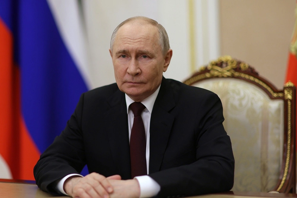 Сотрудники следственных органов России за работой