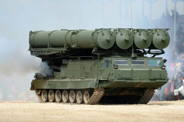 Открыть материал: Минобороны показало работу С-300В4: какие технические навыки связаны с комплексом